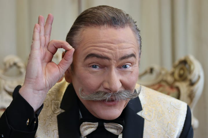 Hercule Poirot, Krimi, Magie